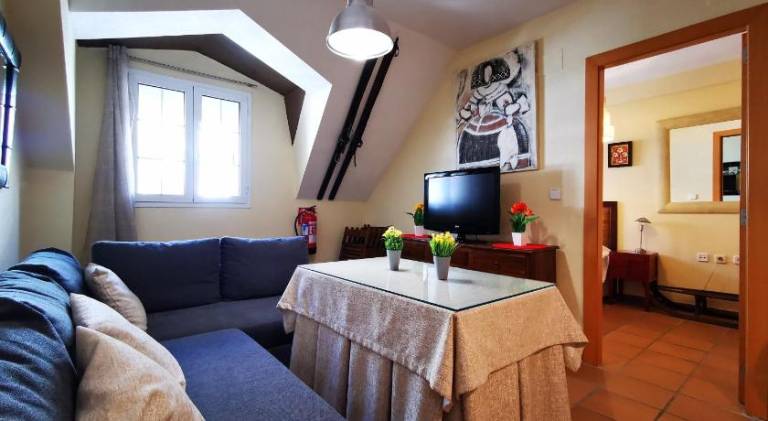 Lovely apartment with private pool | Next to the ski | Perfect for remote work | Pets are welcome in Monachil