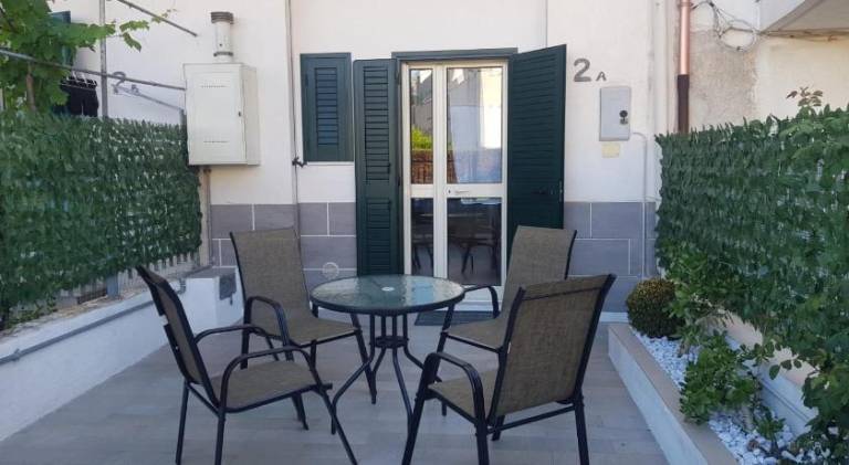 Holiday apartment with terrace | Pets allowed — photo 4