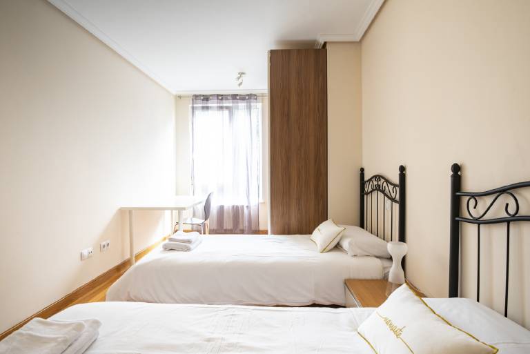 Apartment with 2 rooms for 5 persons — photo 2