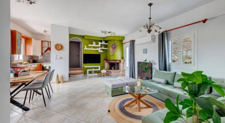 House with terrace, grill & yard | Perfect for remote work in Syros