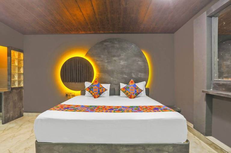 Fabhotel Gaurav Inn