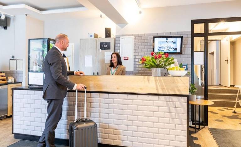 Yors Boutique Hotel — photo 4