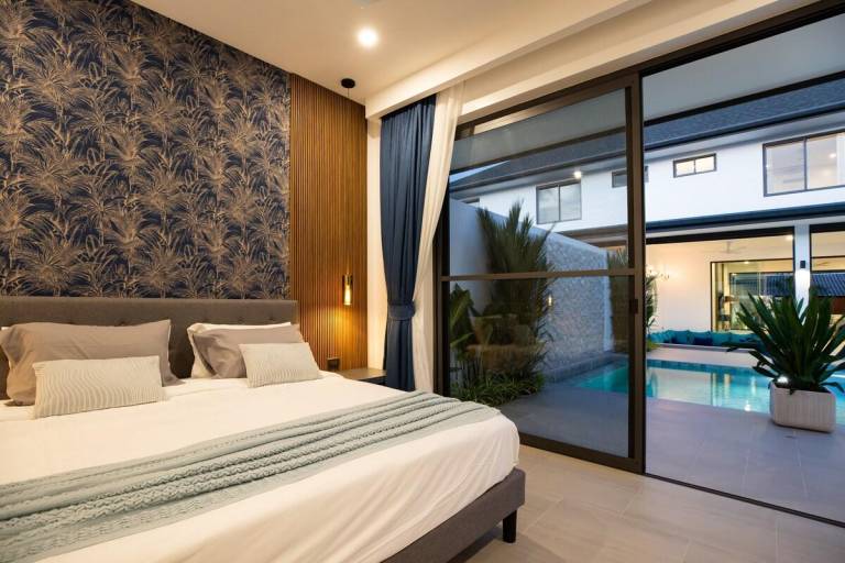 Luxury pool villa 4 bedrooms at Rawai beach, Rawai — photo 2