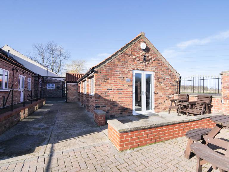 Cottage 5 UKC3182