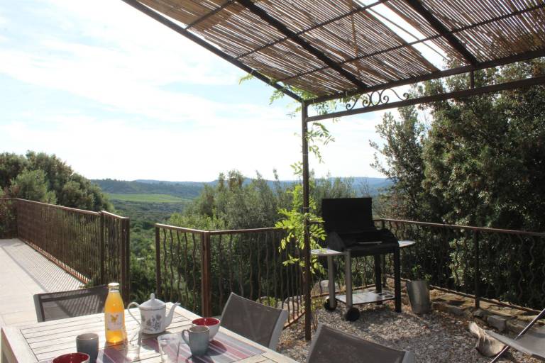 Gite with terrace, barbeque & garden — photo 2