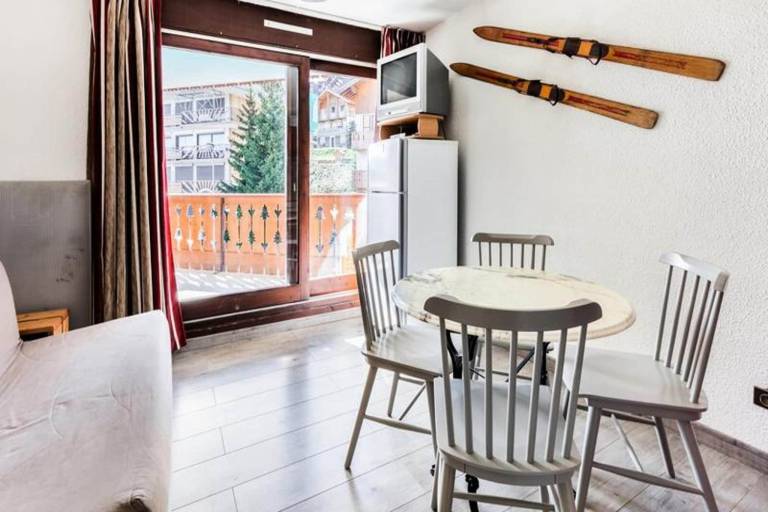 Charming holiday apartment with patio | Next to the ski | Pet-friendly — photo 4