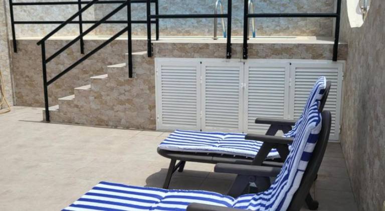 Holiday apartment with pool — photo 5