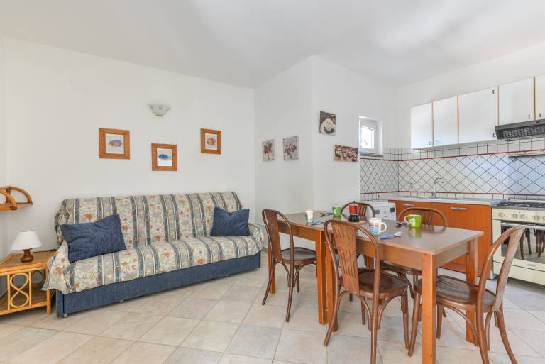 Apartment 'Stecchi Mare' with Private Terrace and Air Conditioning — photo 5