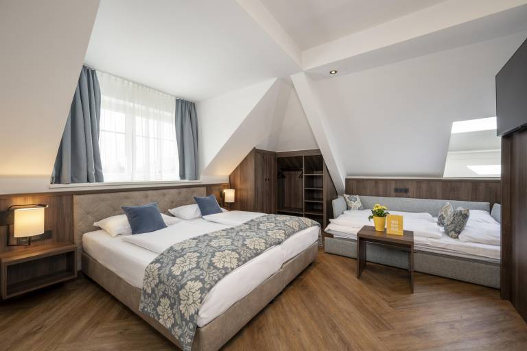 Mehrbettzimmer Dusche WC Nichtraucher