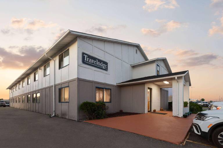Travelodge by Wyndham Redwood Falls — photo 4
