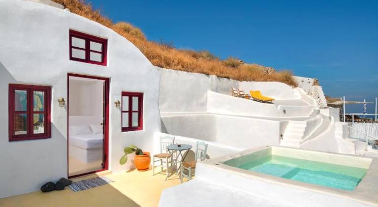 Villa with hot tub & terrace | Perfect for remote work — photo 4