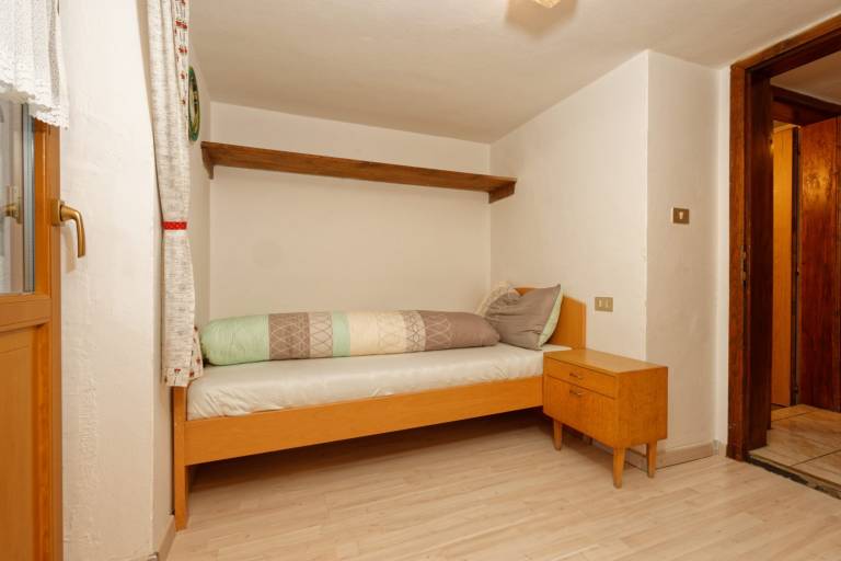 Holiday apartment with grill, garden & terrace | Mountain view — photo 2