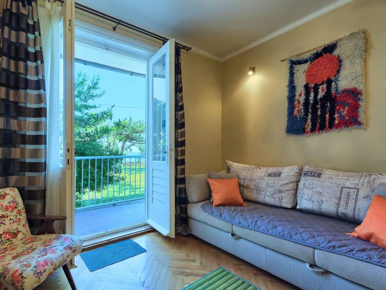 Charming vacation home with grill, patio & garden | Next to the beach | Pets are welcome — photo 4