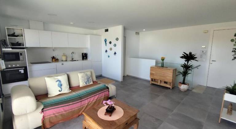 Apartment with pool — photo 2