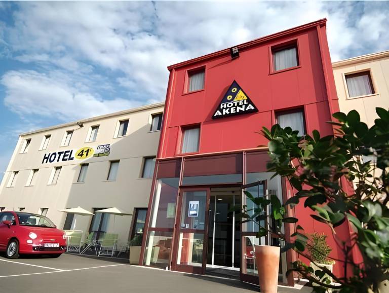 BRAUCOL Hotel in Montauban