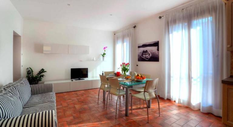 Rental apartment with 2 rooms for 6 persons in Siena