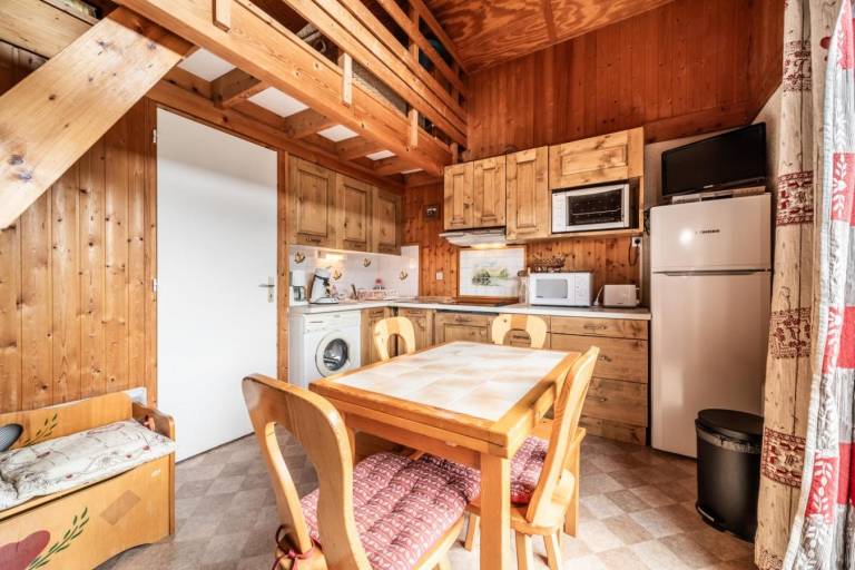 Chalet, wifi, Ground floor, view mountain, parking, tv, 53m², Les Gets — photo 2