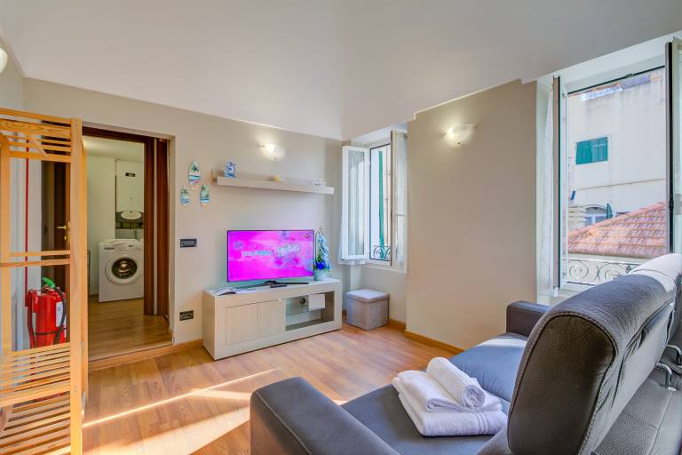 Apartment | Next to the beach | Dogs allowed in Sanremo