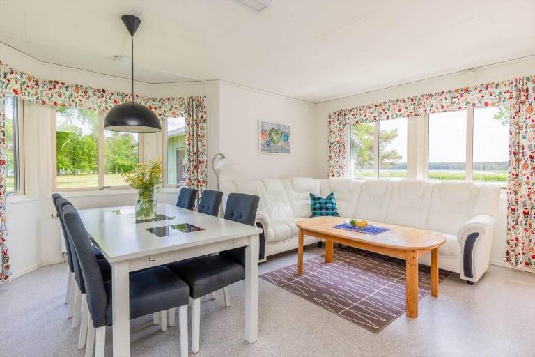 Vacation home with grill & terrace | Sea view — photo 2