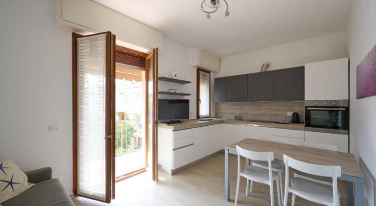 Apartment with 1 room for 5 persons — photo 4