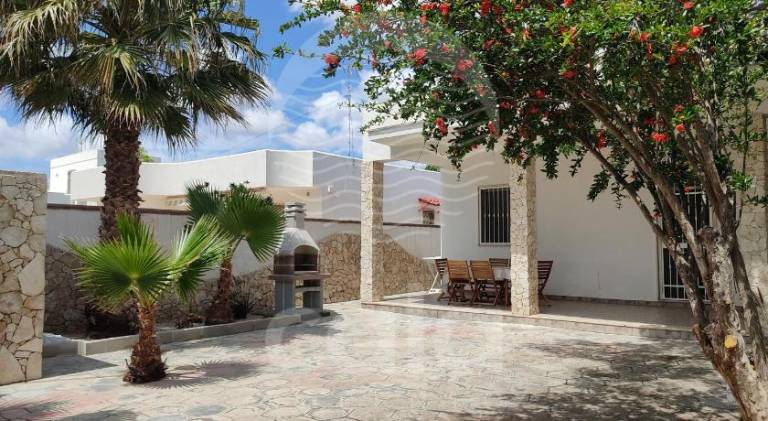 Villa with 3 rooms for 10 persons — photo 4
