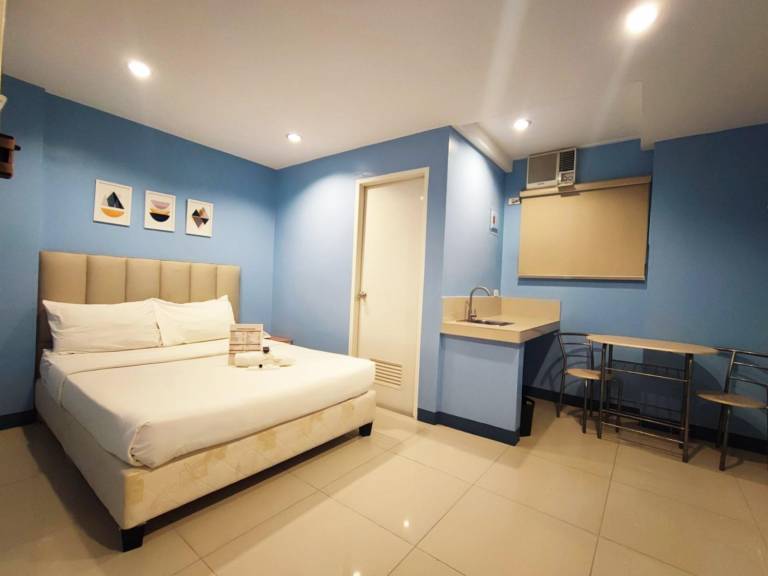 Glory Hotel Cubao — photo 2