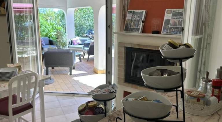 Villa with pool — photo 3