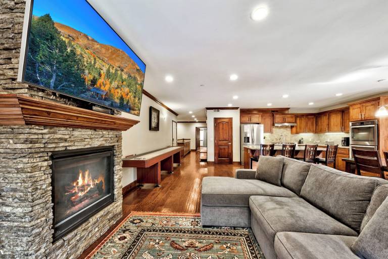 House  Zephyr Cove-Round Hill Village