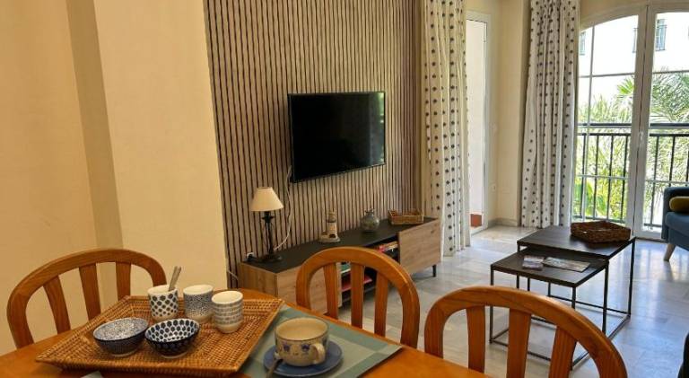 Lovely rental apartment with pool | Beach nearby | Pet-friendly — photo 4