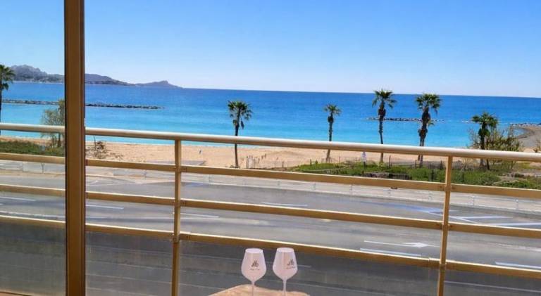 Apartment with 1 room for 2 persons in Fréjus