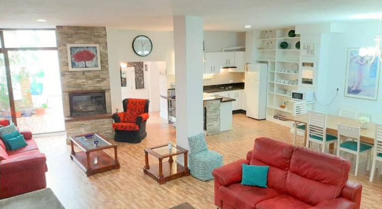 Vacation home with private pool, patio & grill in Cazorla