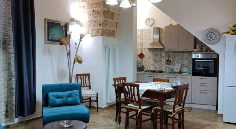 Apartment with terrace — photo 3