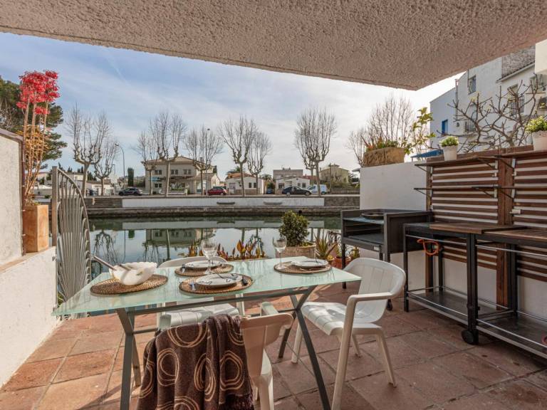 Fully equipped lovely villa with BBQ & patio | Mountain view | Dogs allowed — photo 3