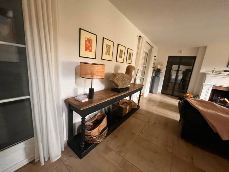 Family-friendly beautiful vacation home with yard & pool | Dogs allowed — photo 2