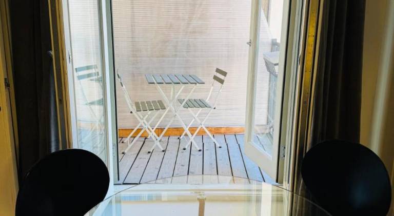 Apartment | Next to Parliament House — photo 4