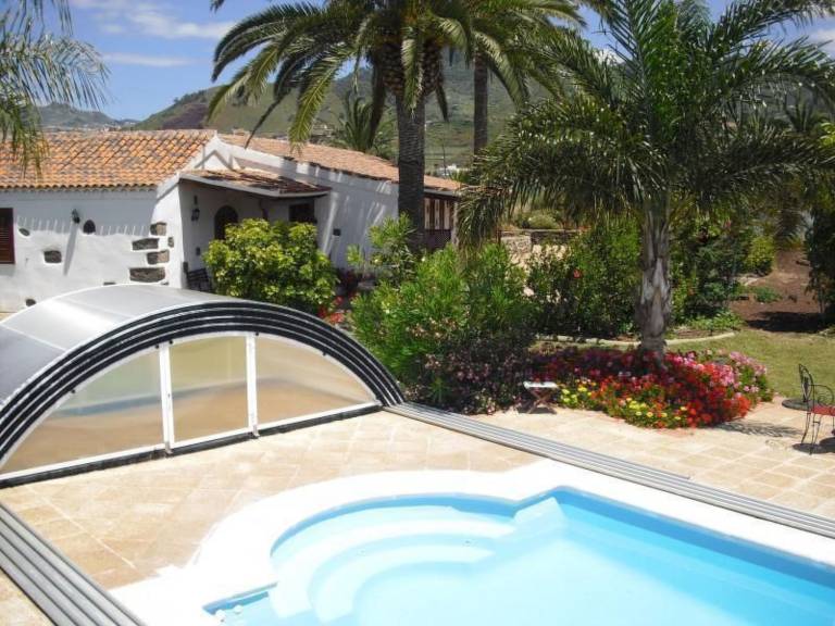 Family-friendly house with pool, barbecue & yard | Nature view | Pets allowed — photo 3