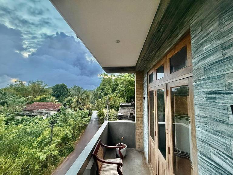 Nice vacation home | Close to the beach | Pets allowed in Weligama