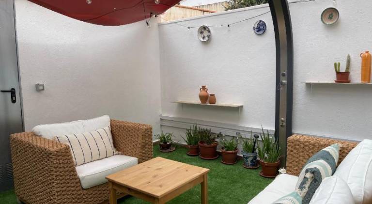 Fully equipped charming holiday apartment with patio | Pets allowed — photo 2