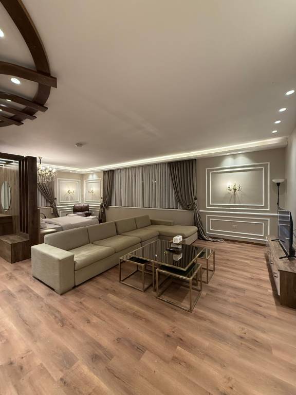 Apartment Abdun Al Janobi