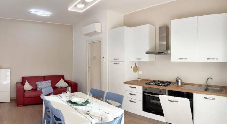 Rental apartment with 2 rooms for 6 persons — photo 2