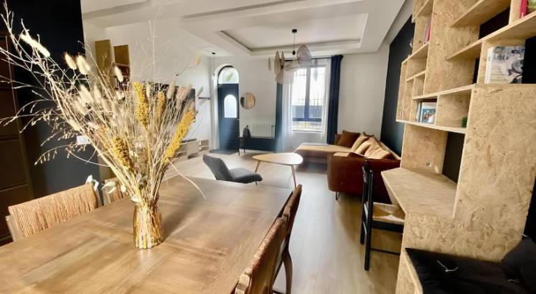 Rental apartment with 5 rooms for 10 persons — photo 2