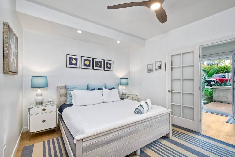 Condo with heated pool — photo 3