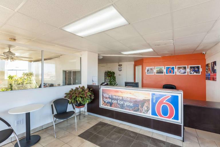 Motel 6 Fort Worth, TX - Stockyards — photo 5
