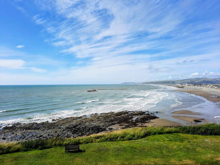 House  Borth