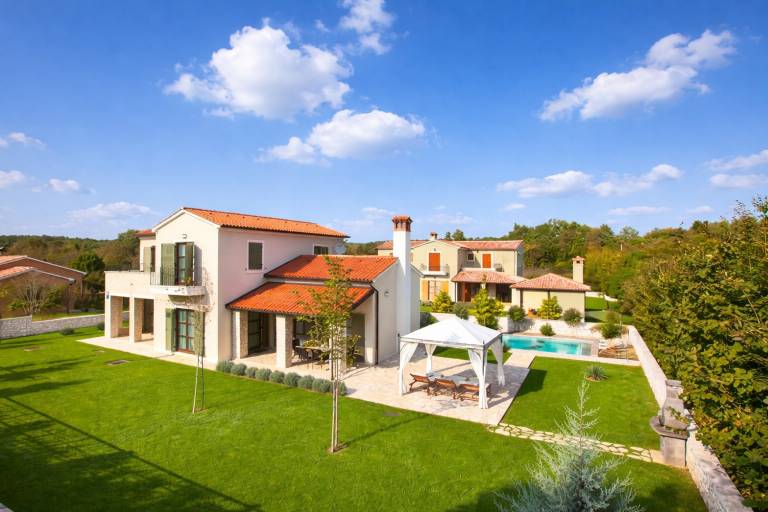 Fully equipped villa with barbecue, pool & terrace | Pet-friendly — photo 3