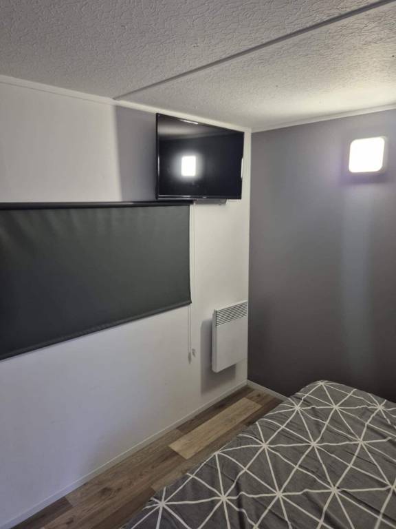 Mobile home  Mondrepuis