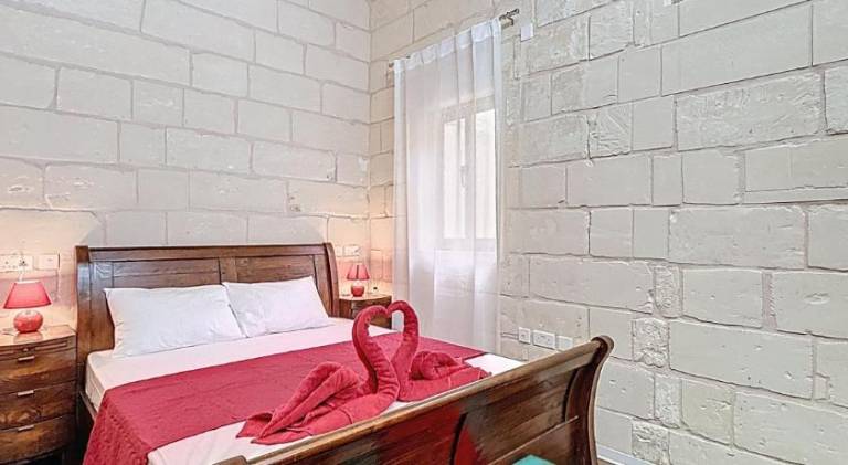 Vacation home with 1 room for 3 persons in St. Julian's