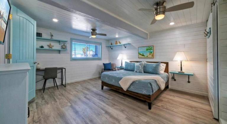 Fully equipped big vacation home with grill & pool | Close to the beach | Pet-friendly — photo 2
