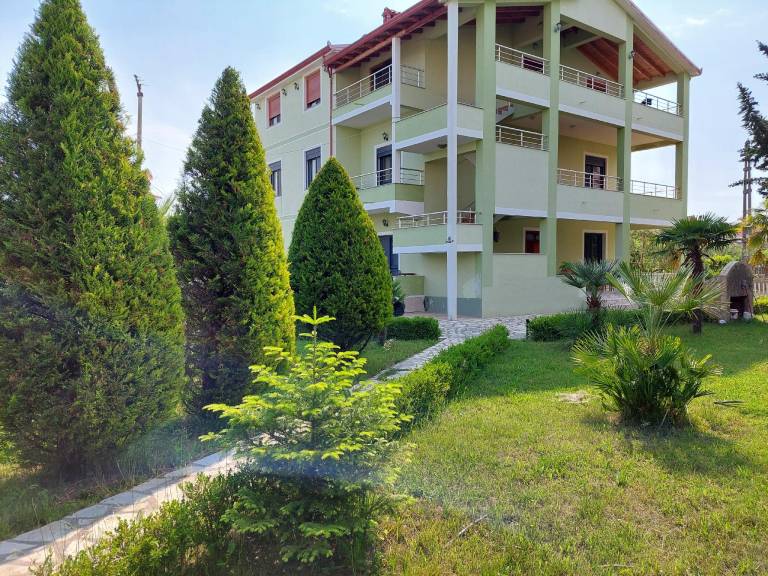 Greenvilla Park — photo 2