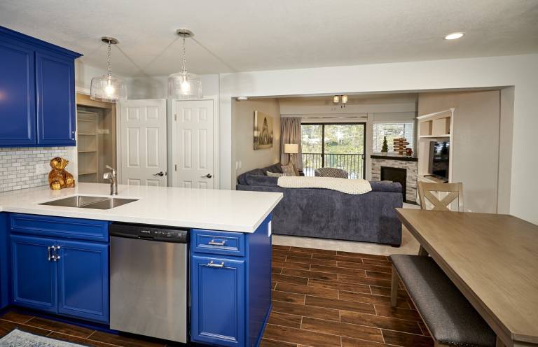 Condo with private pool — photo 4